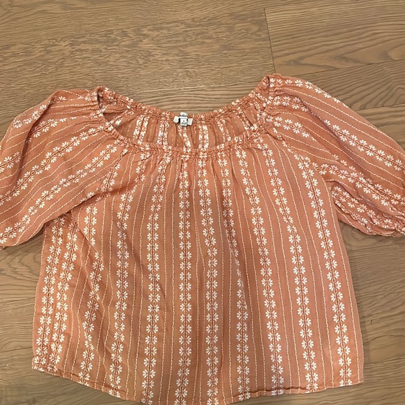 Madewell Tops - Madewell floral embroidered puff sleeve blouse - size small